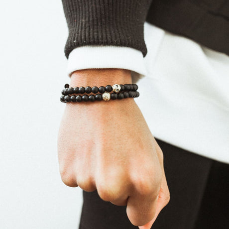 Schedel Ringen en lederen armband- De nieuwste modieuze producten in de sieraden van mannen Lijst